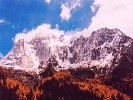 成都前往四姑娘山三日旅游，四姑娘山称为东方的阿尔卑斯山，三姑娘为最美山峰