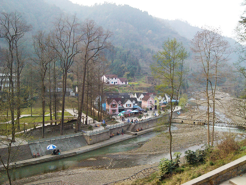 白鹿河漂流门票彭州白鹿河漂流游玩攻略